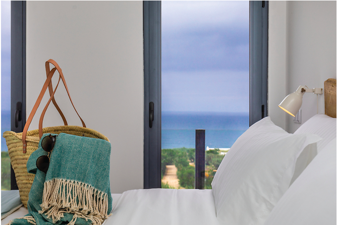 You and the sea at Praia de Foz do Lizandro