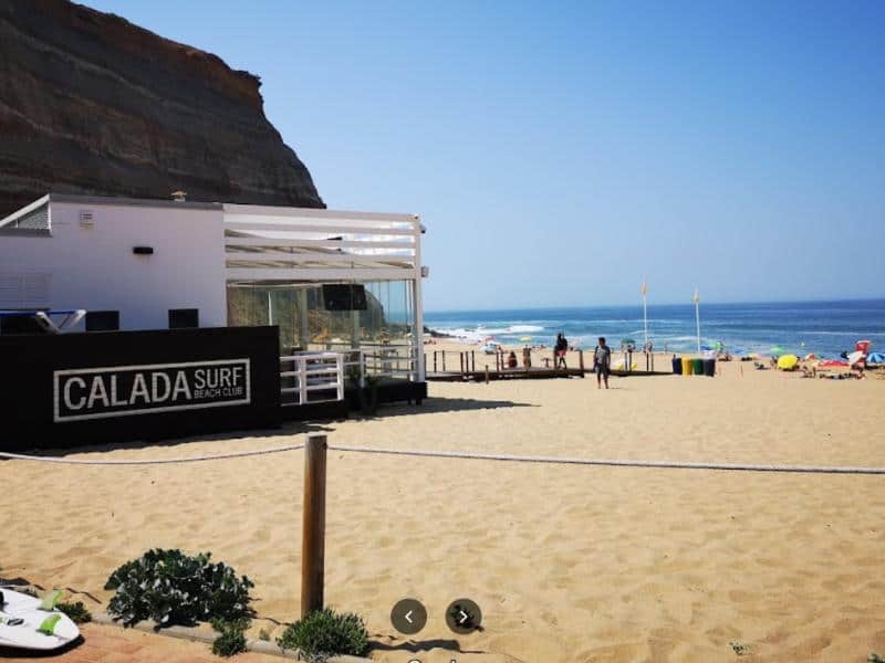 Praia da Calada, an excellent family beach slightly north of Ericeira
